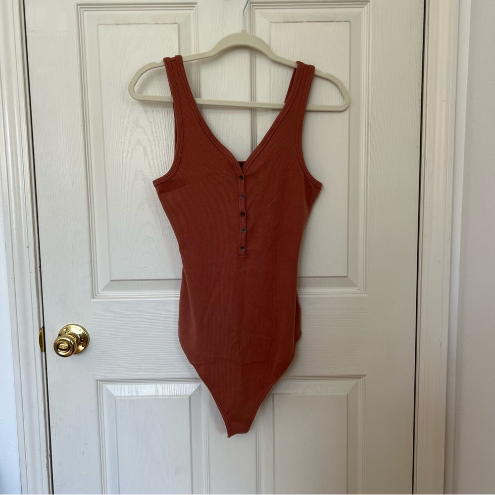 Abercrombie tank style body suit NWT